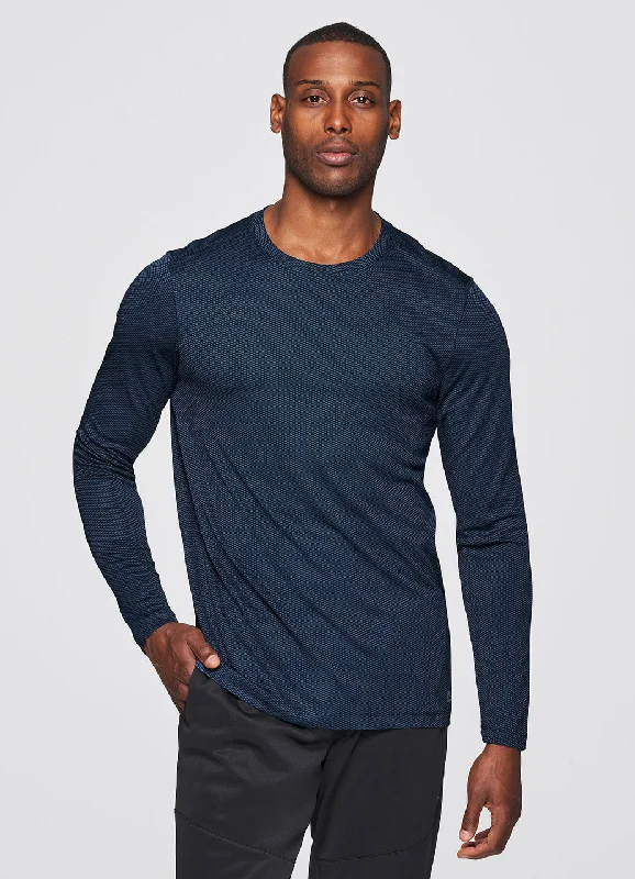 Quilted Jackets Prime Textured Long Sleeve Workout Tee